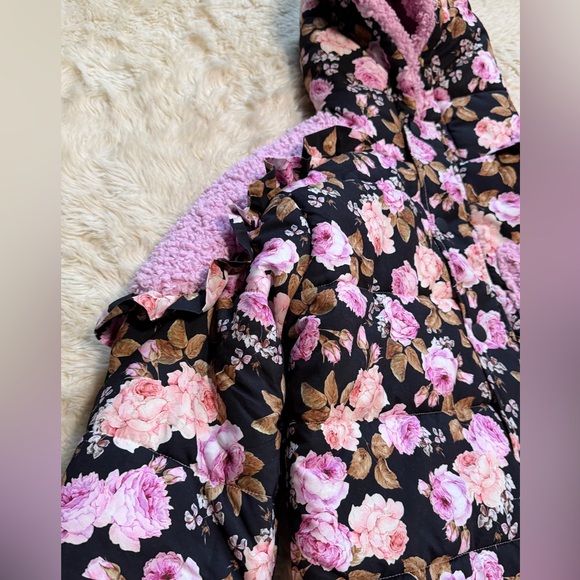 NWT For Love & Lemons Floral Sherpa Jacket - Size XS - Picture 3 of 5